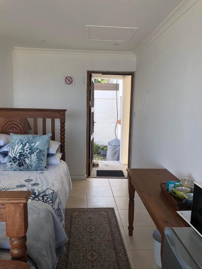 Ollava Guesthouse Simonʼs Town Kültér fotó