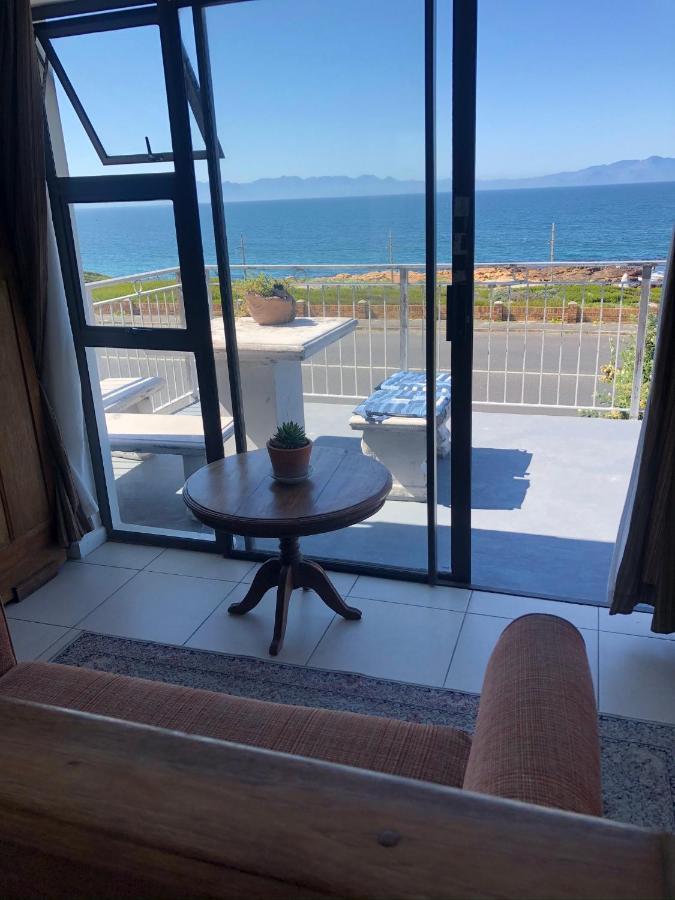 Ollava Guesthouse Simonʼs Town Kültér fotó